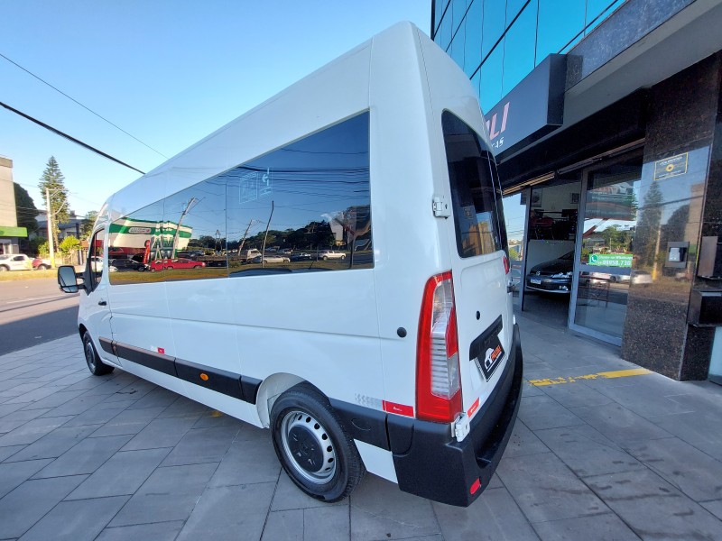 MASTER 2.5 DCI MINIBUS L3H2 16 LUGARES 16V DIESEL 3P MANUAL - 2019 - CAXIAS DO SUL