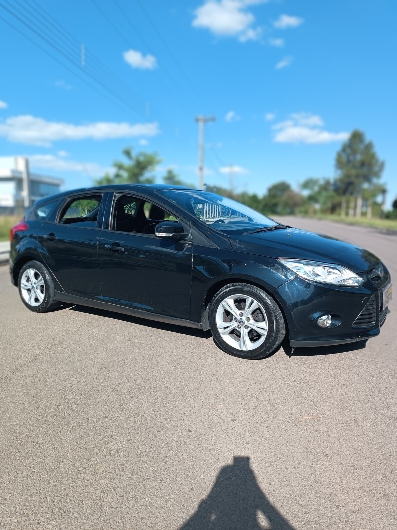 FOCUS 1.6 SE 16V FLEX 4P AUTOMÁTICO - 2015 - BENTO GONçALVES