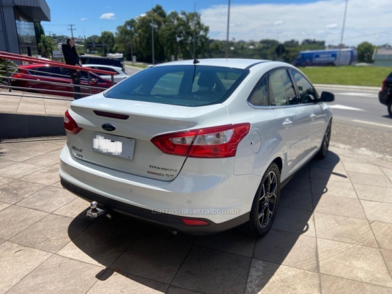 FOCUS 2.0 TITANIUM SEDAN 16V FLEX 4P AUTOMÁTICO - 2014 - BENTO GONçALVES