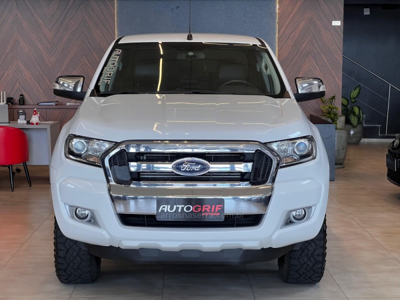 RANGER 3.2 XLT 4X4 CD 20V DIESEL 4P AUTOMÁTICO - 2017 - CAMPO BOM