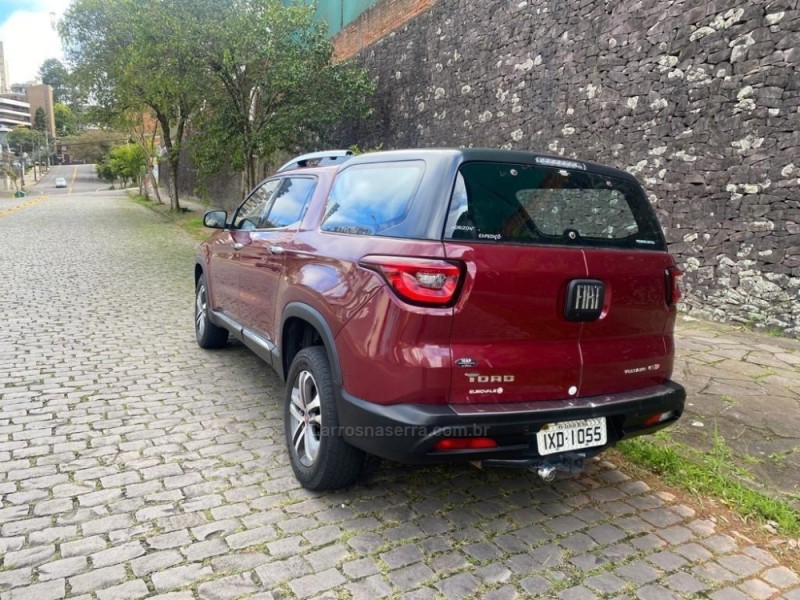 TORO 2.0 16V TURBO DIESEL VOLCANO 4WD AUTOMÁTICO - 2017 - CAXIAS DO SUL