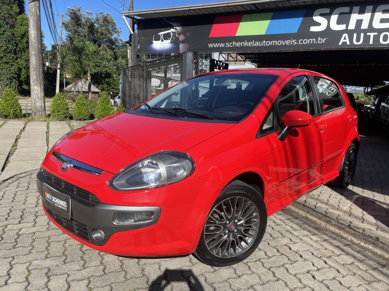 PUNTO 1.8 SPORTING 16V FLEX 4P MANUAL - 2013 - NOVA PETRóPOLIS