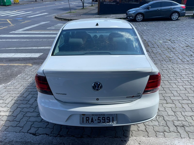 VOYAGE 1.6 MI COMFORTLINE 8V FLEX 4P MANUAL - 2011 - CAXIAS DO SUL