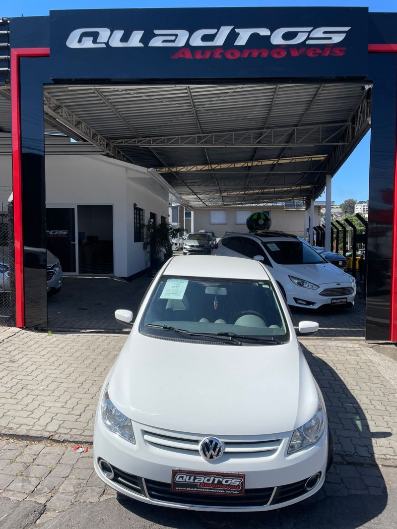 VOYAGE 1.6 MI COMFORTLINE 8V FLEX 4P MANUAL - 2011 - CAXIAS DO SUL