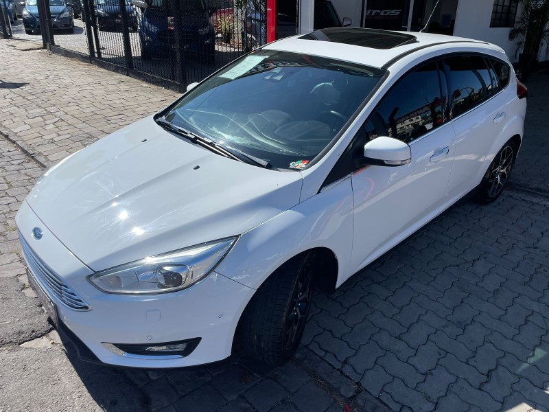 FOCUS 2.0 TITANIUM PLUS HATCH 16V FLEX 4P AUTO - 2016 - CAXIAS DO SUL