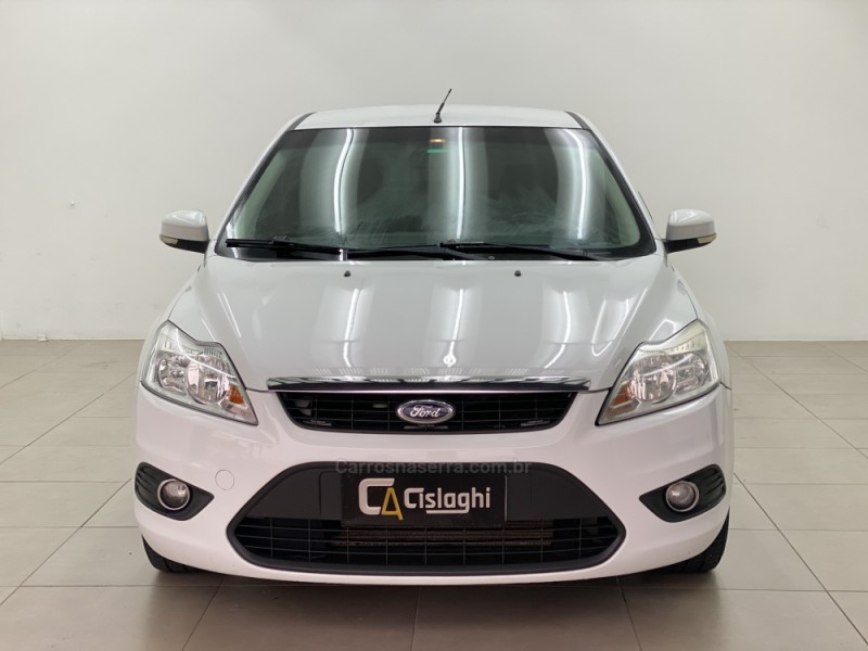 FOCUS 1.6 GLX 16V FLEX 4P MANUAL - 2013 - CARLOS BARBOSA