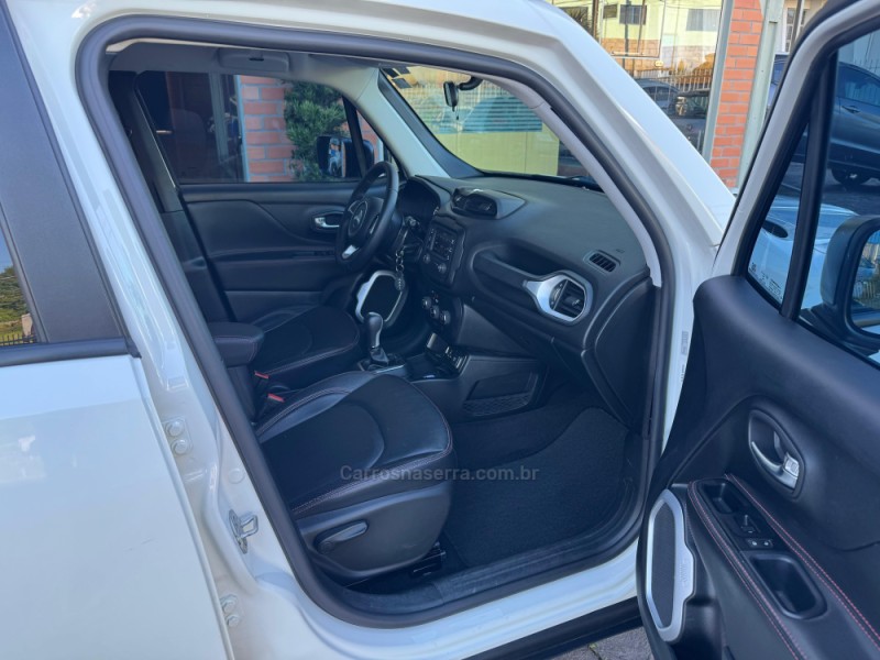 RENEGADE 1.8 16V FLEX SPORT 4P AUTOMÁTICO - 2020 - SãO MARCOS