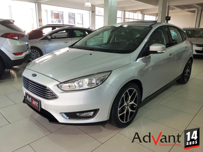 focus 2.0 titanium hatch 16v flex 4p automatico 2018 caxias do sul