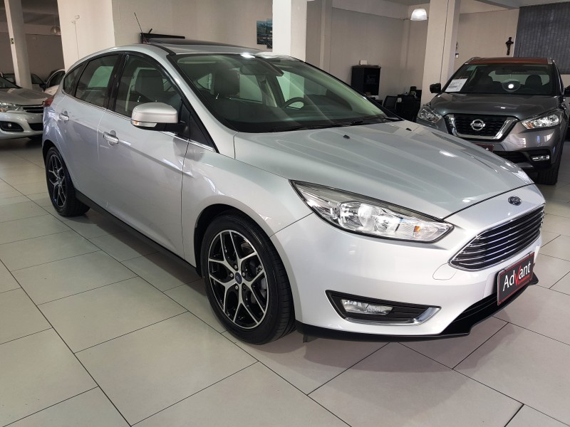 FOCUS 2.0 TITANIUM HATCH 16V FLEX 4P AUTOMÁTICO - 2018 - CAXIAS DO SUL