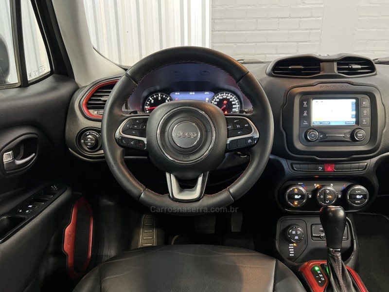 RENEGADE 2.0 16V TURBO DIESEL TRAILHAWK 4P 4X4 AUTOMÁTICO - 2016 - CAXIAS DO SUL