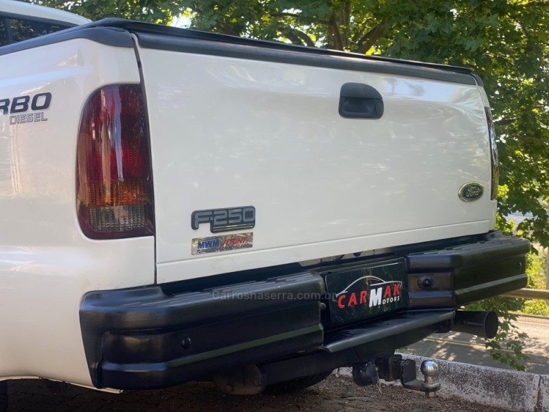 F-250 4.2 XL 4X2 CS TURBO INTERCOOLER DIESEL 2P MANUAL - 2001 - DOIS IRMãOS