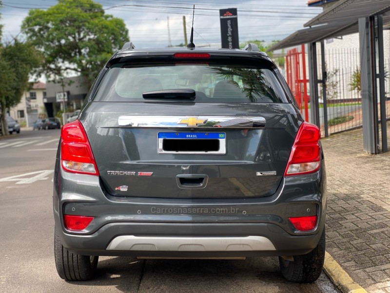 TRACKER 1.4 16V PREMIER TURBO FLEX 4P AUTOMÁTICO - 2018 - PAROBé