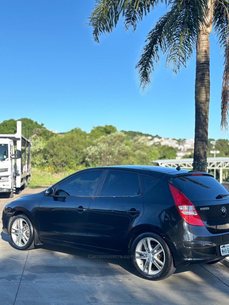 I30 2.0 MPI 16V GASOLINA 4P MANUAL - 2011 - CAXIAS DO SUL