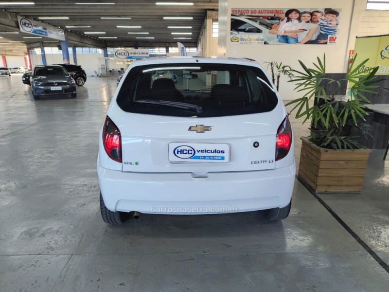 CELTA 1.0 MPFI LT 8V FLEX 4P MANUAL - 2013 - CAXIAS DO SUL