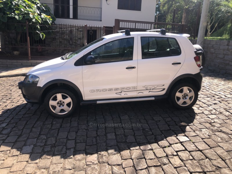 CROSSFOX 1.6 MI FLEX 8V 4P MANUAL - 2009 - MUçUM