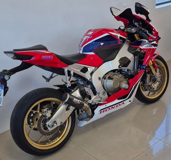 CBR 1000RR FIREBLADE - 2018 - SãO MARCOS