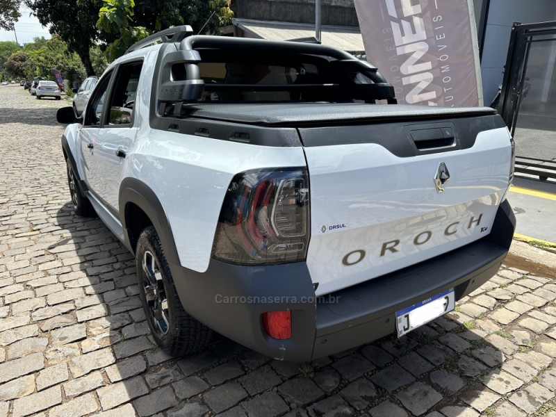 DUSTER OROCH 1.3 TCE OUTSIDER 4P FLEX AUTOMÁTICA - 2024 - LAJEADO