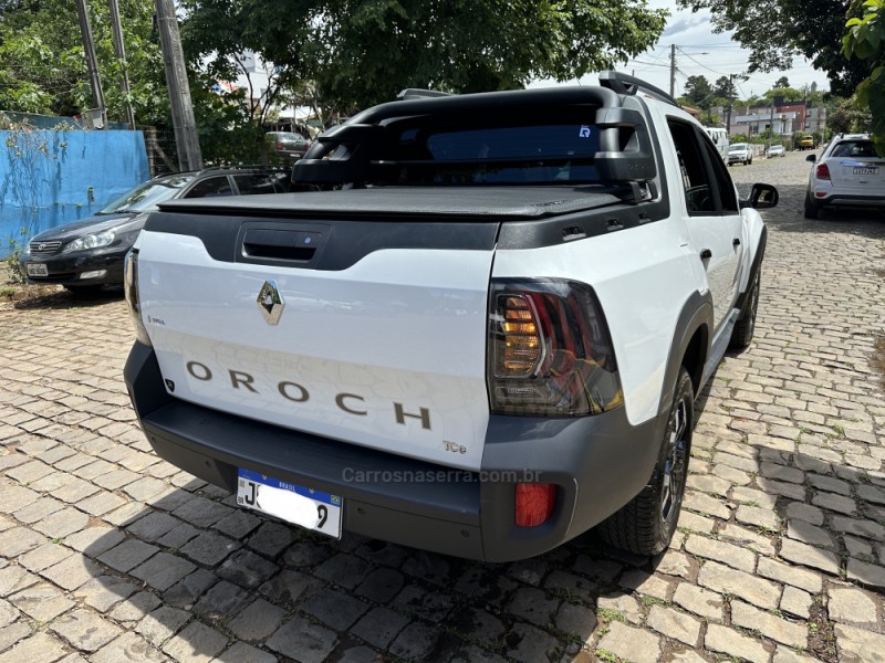 DUSTER OROCH 1.3 TCE OUTSIDER 4P FLEX AUTOMÁTICA - 2024 - LAJEADO