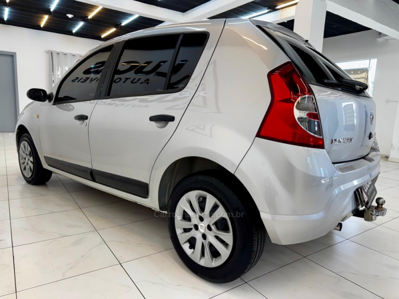 SANDERO 1.6 EXPRESSION 8V FLEX 4P MANUAL - 2009 - BOM RETIRO DO SUL