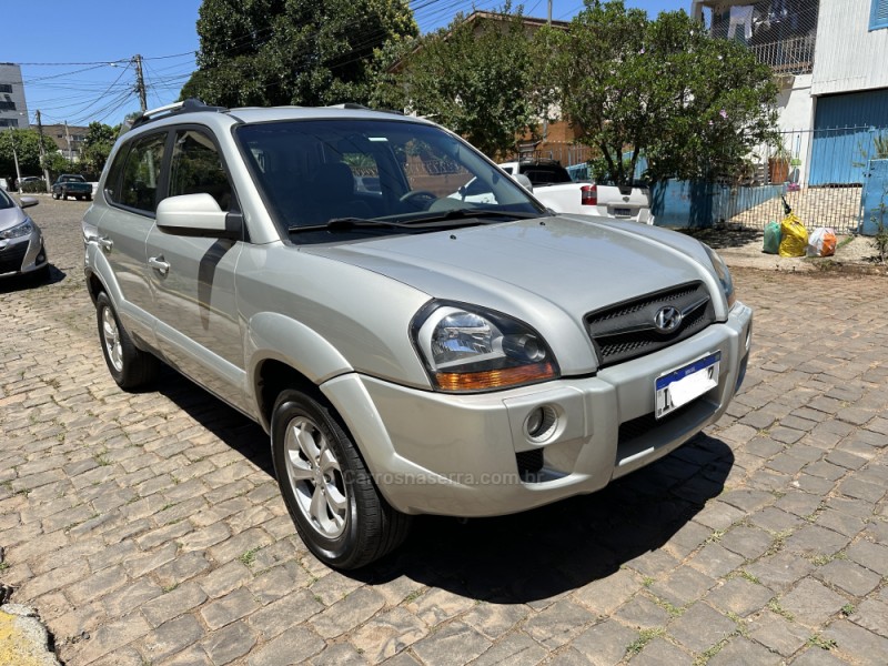 TUCSON 2.0 MPFI GLS 16V 143CV 2WD FLEX 4P AUTOMÁTICO - 2013 - LAJEADO