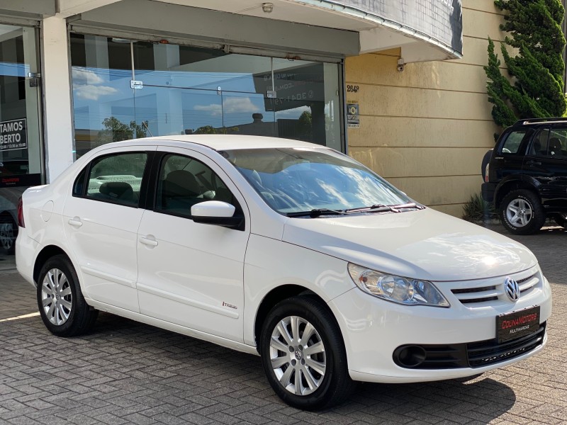 VOYAGE 1.0 MI 8V FLEX 4P MANUAL - 2013 - CAXIAS DO SUL