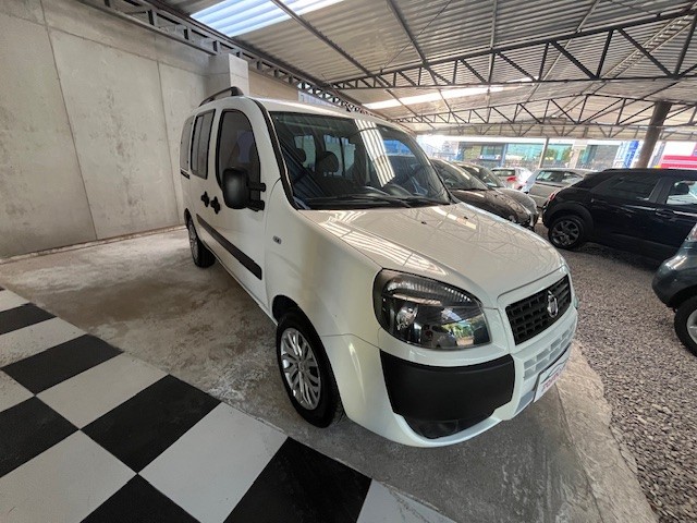 DOBLÓ 1.8 MPI ESSENCE 16V FLEX 7P MANUAL - 2020 - CAXIAS DO SUL