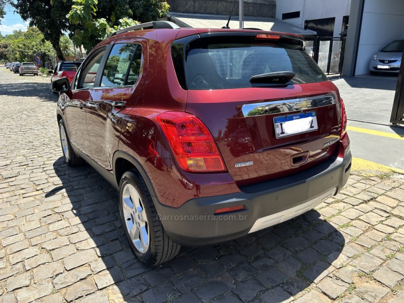 TRACKER 1.8 MPFI LTZ 4X2 16V FLEX 4P AUTOMÁTICO - 2015 - LAJEADO