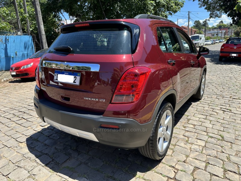 TRACKER 1.8 MPFI LTZ 4X2 16V FLEX 4P AUTOMÁTICO - 2015 - LAJEADO