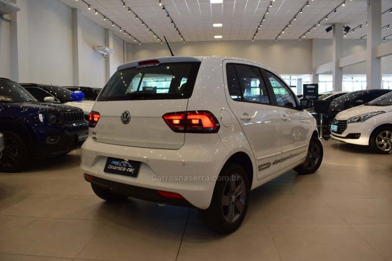 FOX 1.6 CONNECT 8V FLEX 4P MANUAL - 2019 - VENâNCIO AIRES