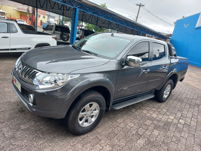 L200 TRITON 2.4 16V TURBO DIESEL SPORT HPE TOP CD 4P 4X4 AUTOMÁTICO