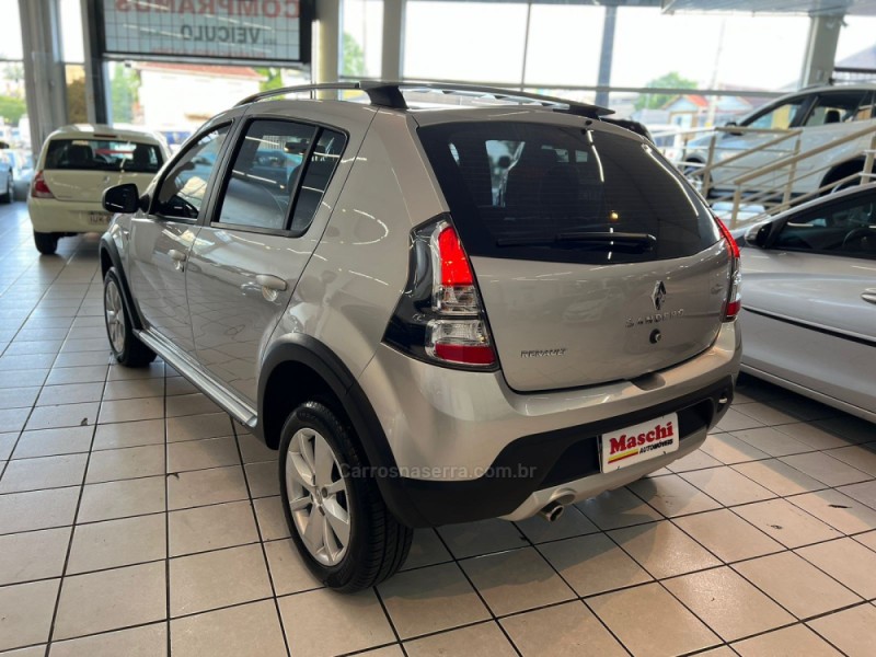 SANDERO 1.6 STEPWAY 16V FLEX 4P AUTOMÁTICO - 2013 - CAXIAS DO SUL