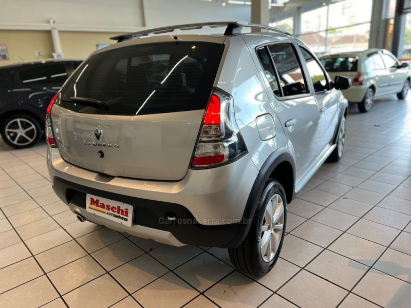 SANDERO 1.6 STEPWAY 16V FLEX 4P AUTOMÁTICO - 2013 - CAXIAS DO SUL