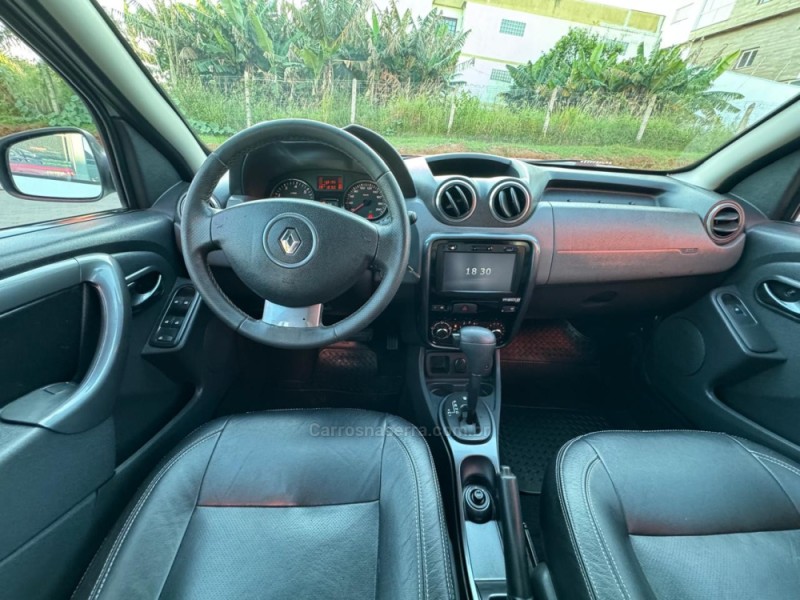 DUSTER 2.0 TECH ROAD 4X2 16V FLEX 4P AUTOMÁTICO - 2015 - FELIZ