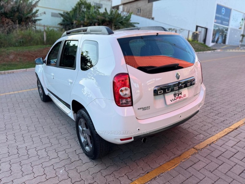 DUSTER 2.0 TECH ROAD 4X2 16V FLEX 4P AUTOMÁTICO - 2015 - FELIZ