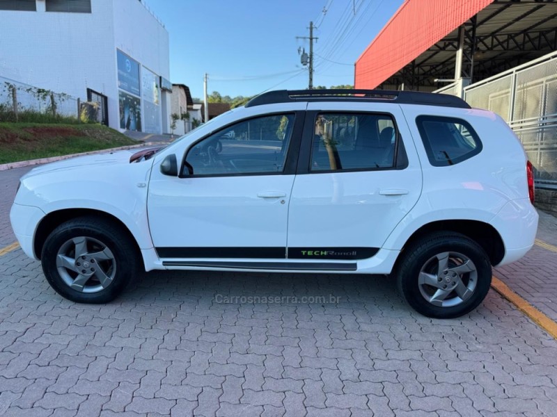 duster 2.0 tech road 4x2 16v flex 4p automatico 2015 feliz