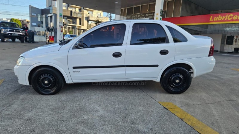 CORSA 1.4 MPFI MAXX SEDAN 8V FLEX 4P MANUAL - 2009 - CAXIAS DO SUL