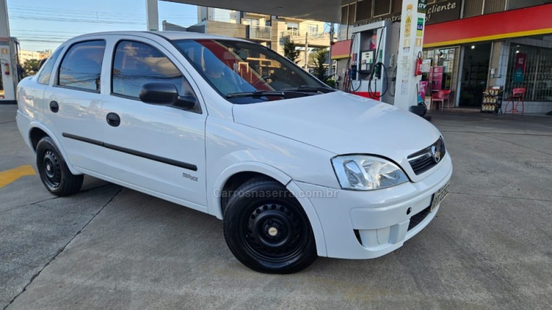 CORSA 1.4 MPFI MAXX SEDAN 8V FLEX 4P MANUAL - 2009 - CAXIAS DO SUL