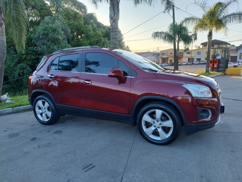 TRACKER 1.8 MPFI LTZ 4X2 16V FLEX 4P AUTOMÁTICO - 2015 - CAXIAS DO SUL