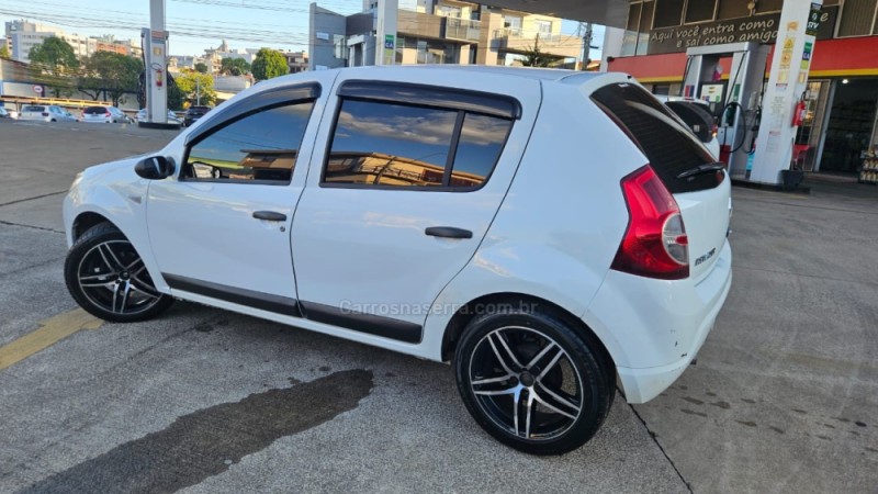 SANDERO 1.0 EXPRESSION 16V FLEX 4P MANUAL - 2009 - CAXIAS DO SUL