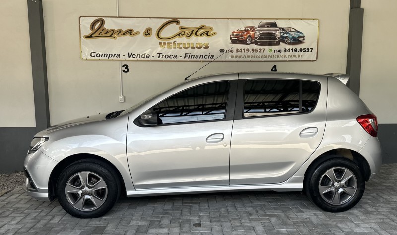 SANDERO 1.0 12V GT LINE LIMITED FLEX 4P MANUAL - 2019 - CAXIAS DO SUL