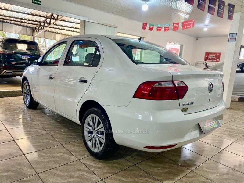 VOYAGE 1.0 MI 8V FLEX 4P MANUAL - 2023 - LAGOA VERMELHA