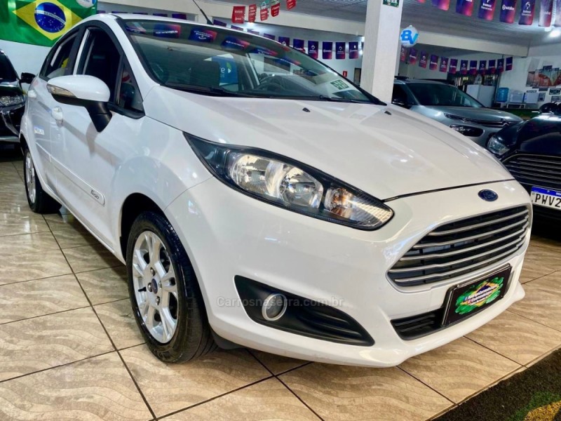 FIESTA 1.6 SE HATCH 16V FLEX 4P AUTOMÁTICO - 2016 - LAGOA VERMELHA