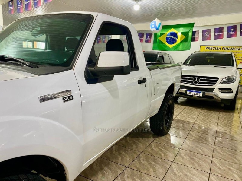 RANGER 3.0 XLS 4X2 CS 16V TURBO ELECTRONIC DIESEL 2P MANUAL - 2011 - LAGOA VERMELHA