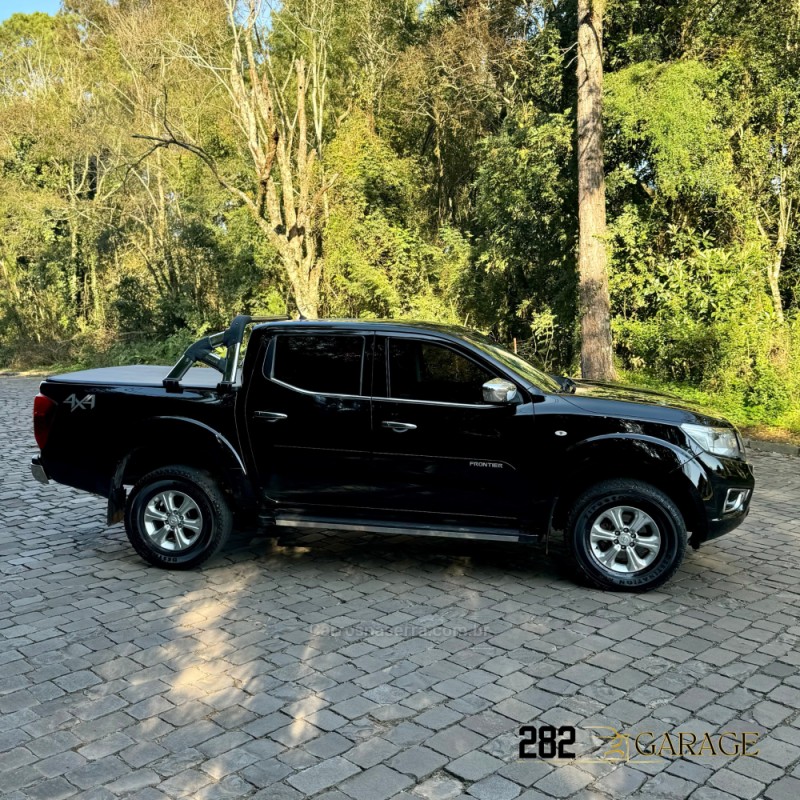 FRONTIER 2.3 SE 4X4 CD TURBO ELETRONIC DIESEL 4P AUTOMÁTICO - 2019 - FARROUPILHA