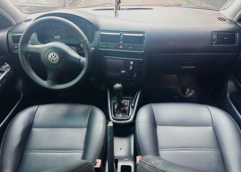 GOLF 1.6 MI 8V FLEX 4P MANUAL - 2002 - PAROBé