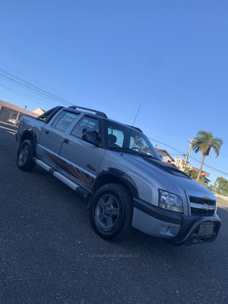 S10 2.8 RODEIO 4X4 CD 12V TURBO ELECTRONIC INTERCOOLER DIESEL 4P MANUAL - 2011 - CAXIAS DO SUL