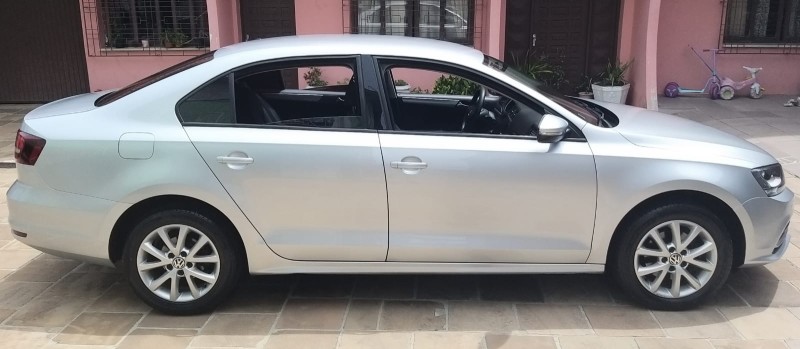 JETTA 1.4 16V TSI TRENDLINE GASOLINA 4P TIPTRONIC - 2016 - CAXIAS DO SUL