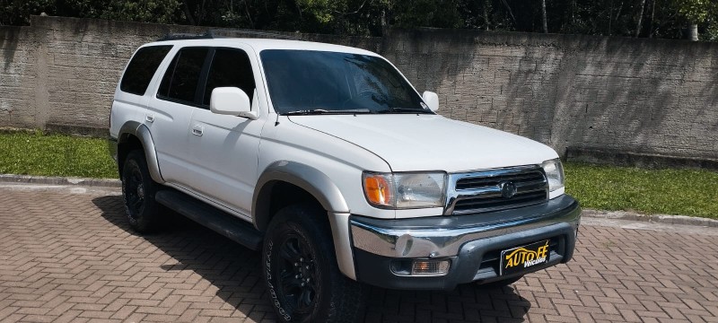 hilux sw4  2001 canela