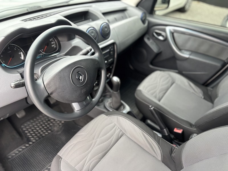 DUSTER 1.6 DYNAMIQUE 4X2 16V FLEX 4P MANUAL - 2013 - CAXIAS DO SUL
