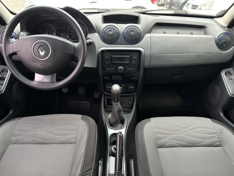 DUSTER 1.6 DYNAMIQUE 4X2 16V FLEX 4P MANUAL - 2013 - CAXIAS DO SUL